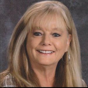 Meet your Posher, Carolyn